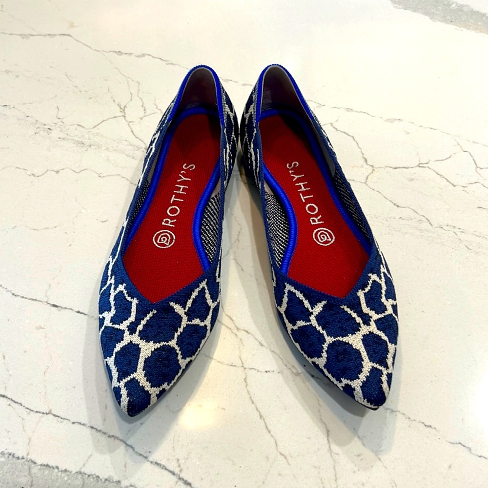 Rothy’s INDIGO GIRAFFE  points EUC size 8 🦒
